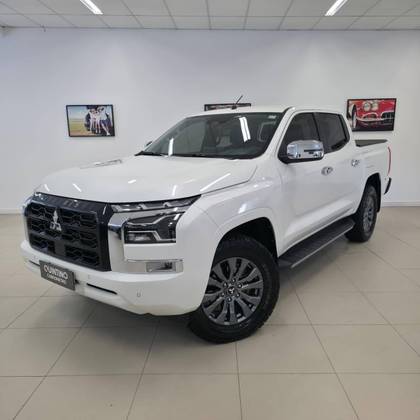 MITSUBISHI TRITON 2.4 BITURBO DIESEL CD HPE-S 4X4 AUTOMÁTICO MITSUBISHI TRITON 2.4 BITURBO DIESEL CD HPE-S 4X4 AUTOMÁTICO